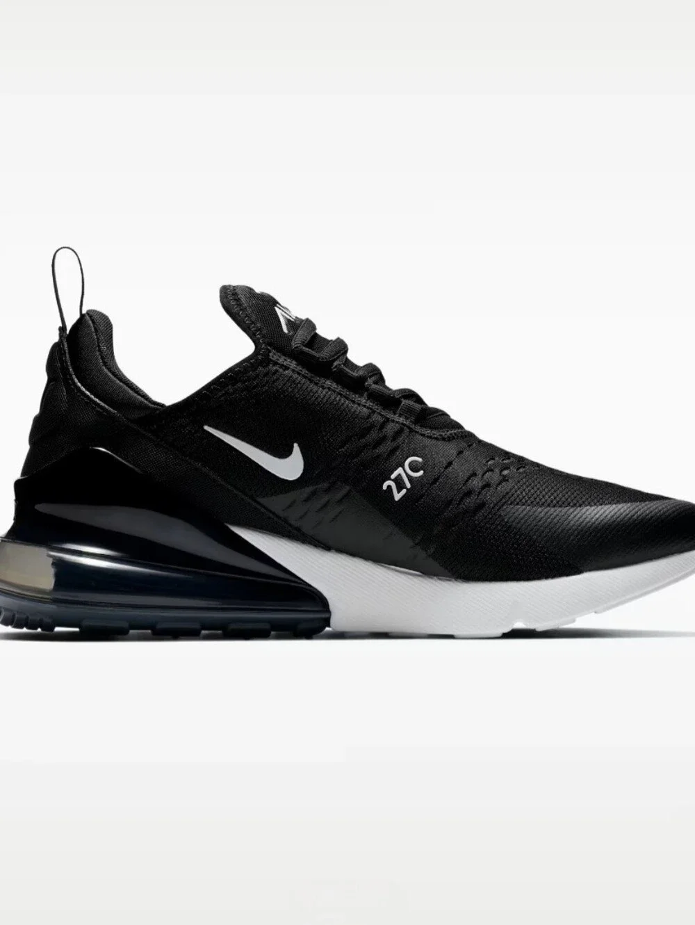 Women's Nike Air Max 270s - Black/white - Size 10